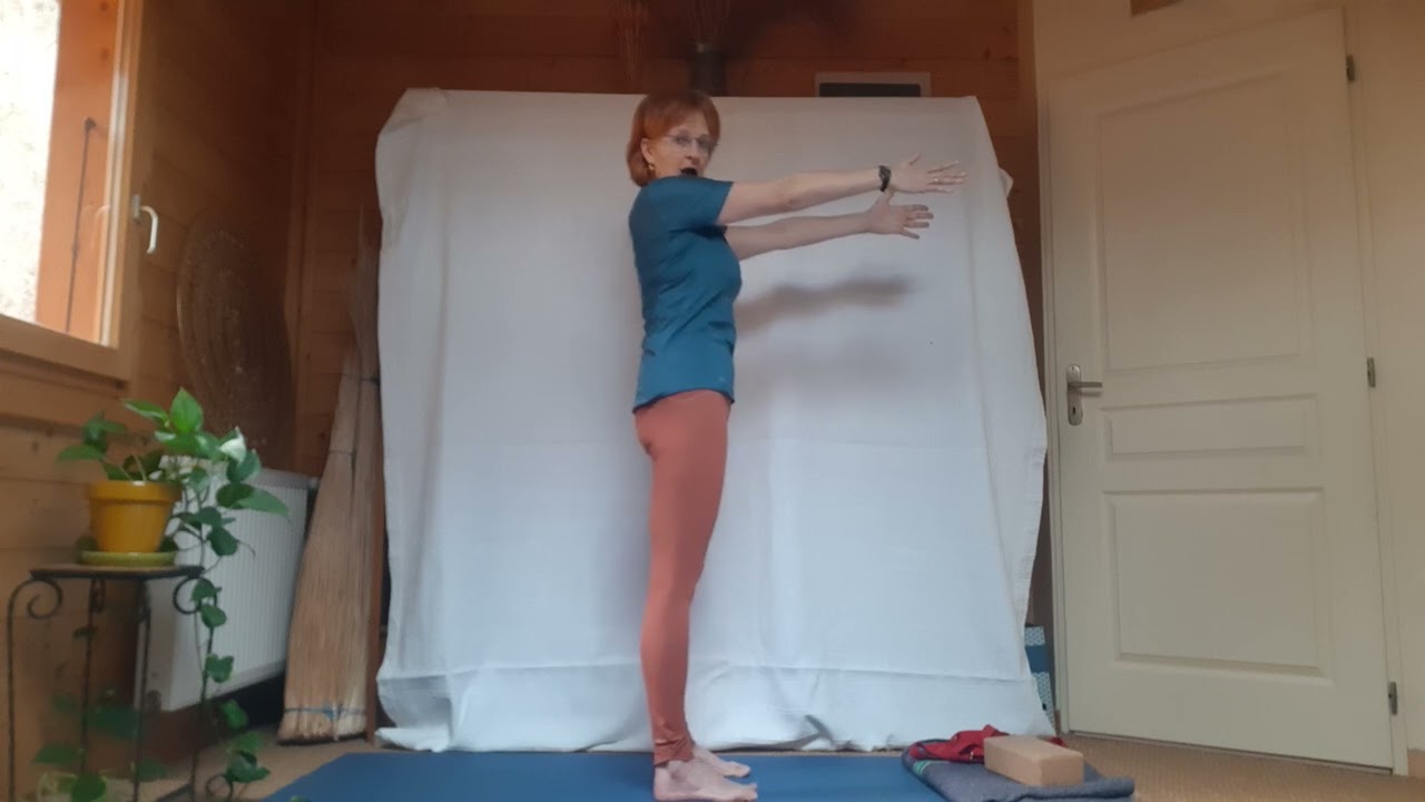 Tadasana la montagne - Posture Yoga Iyengar