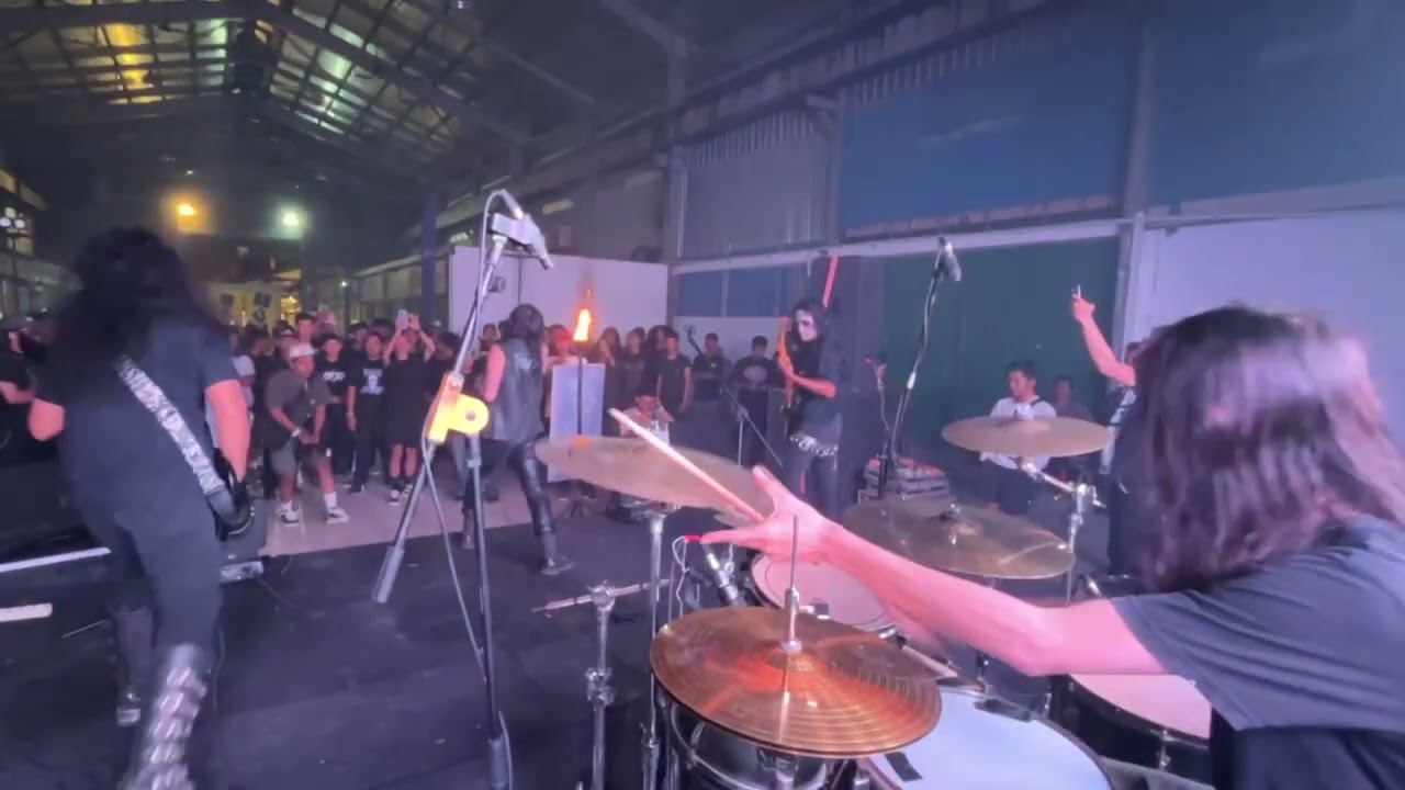 Zaqqum black metal live at padang