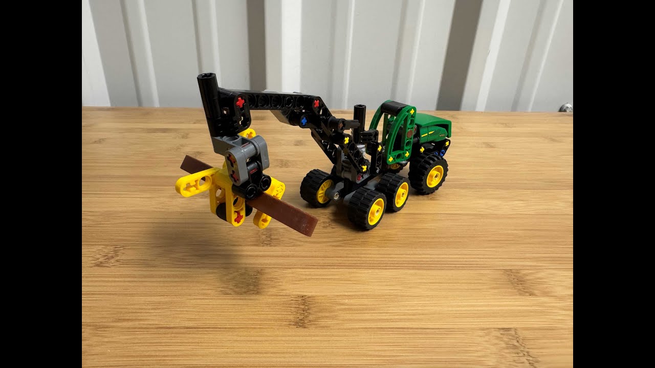 LEGO TECHNIC 42218 John Deere 1470H Wheeled Harvester