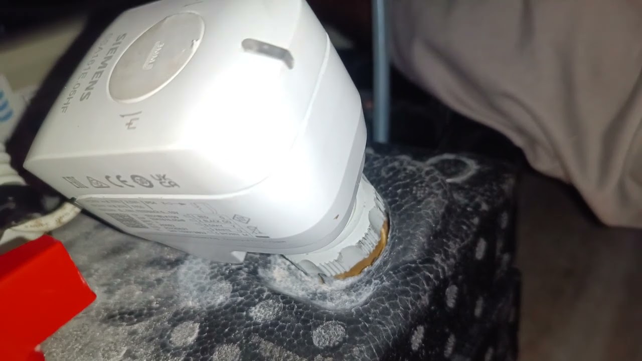 Fan Coil Unit Chilled Water pipe Actuator Valve Fixing | HVAC Work