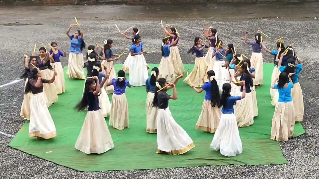 Kaikottukali / Kolkali / School/ Onam celebration / Adithya Sreekumar #dancerlife #friends #dancer 