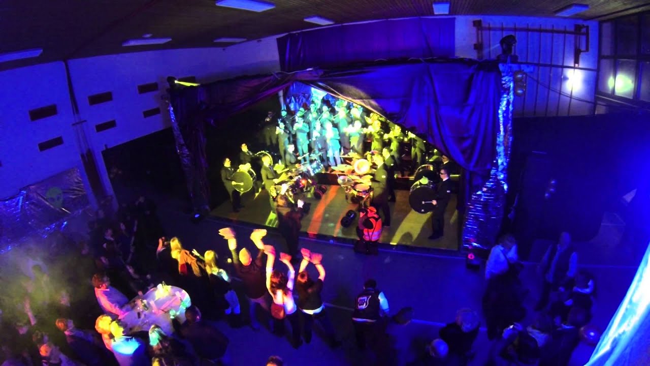 MIB 2015 - Crazy Train