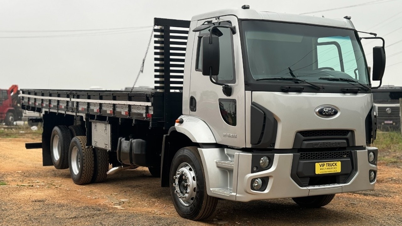 CAMINHÕES TRUCK À VENDA A PARTIR DE 69 MIL