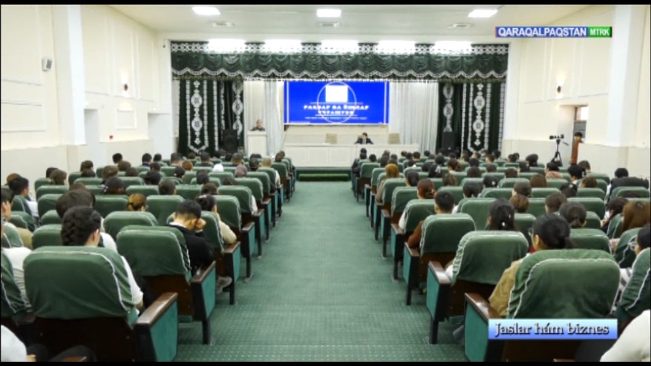 Institutta «Basshı hám jaslar» ushırasıwı bolıp ótti