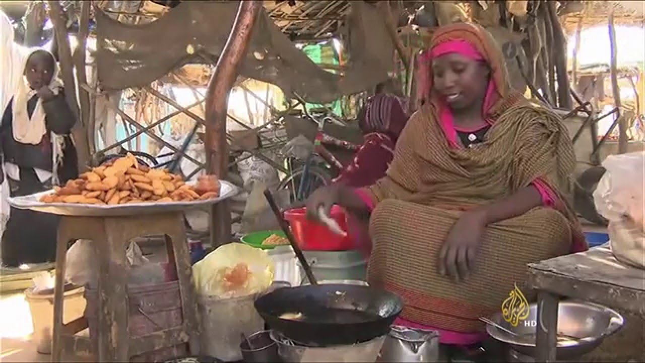 تقليص المساعدات يفاقم معاناة نازحي دارفور