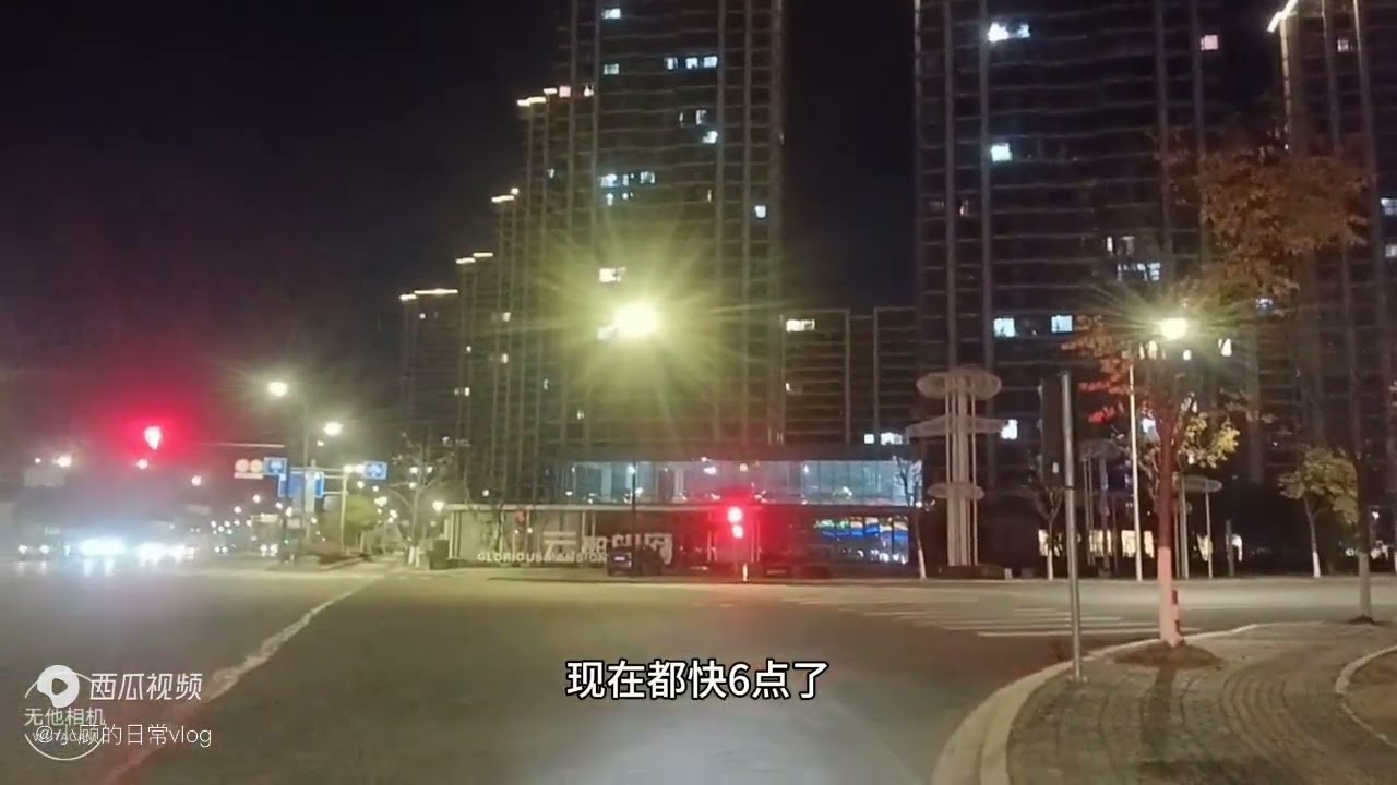 外卖配送员的真实收入，一天十几个小时，看看能挣多少？