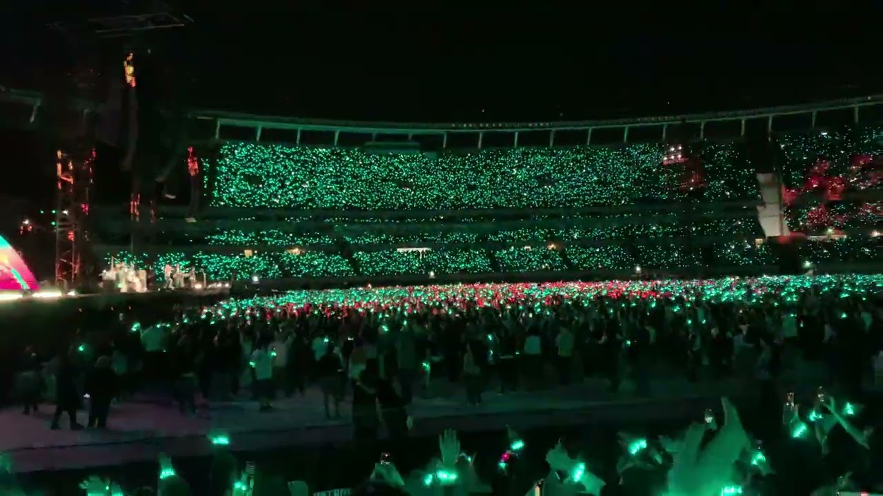 Coldplay - Paradise [4K] - Buenos Aires, Argentina (05/11/2022)