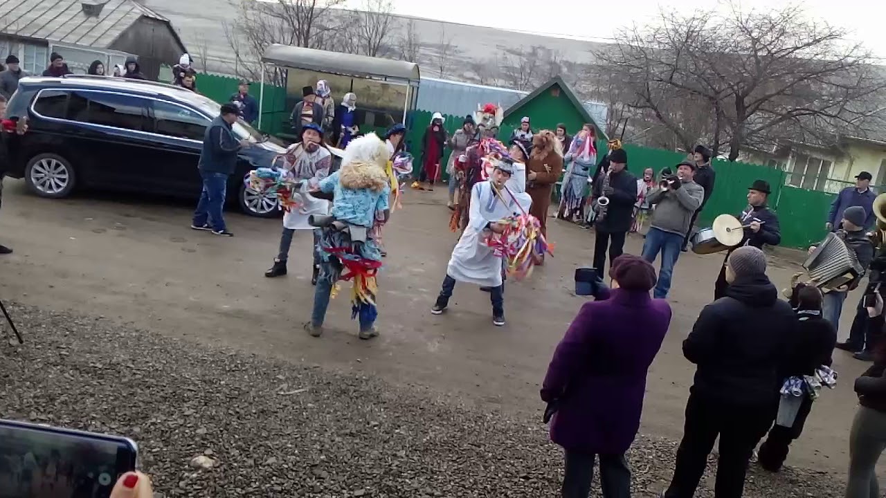 Obiceiuri și datini com gropnita jud iasi(2)