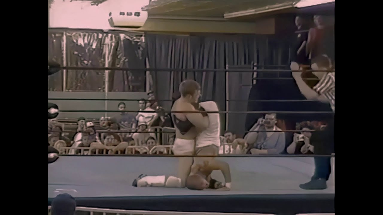 'American Dragon' Bryan Danielson vs. Low Ki (JAPW 2002 / 720p Upscale)