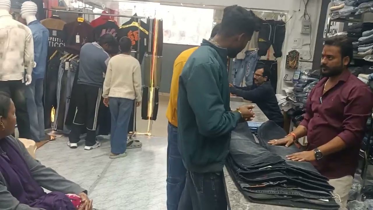 Bukhar ki vajah se aaj Ghar Chal Gaya 🤧