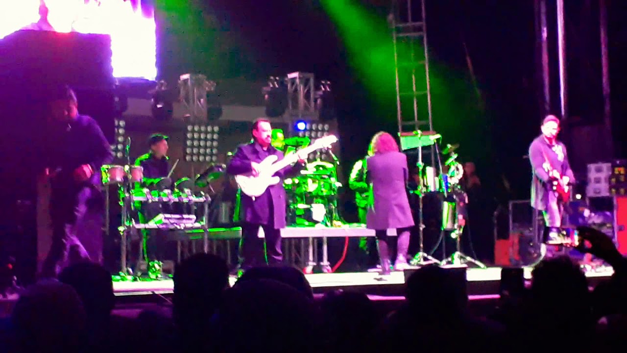 Los Acosta - Contra el Dragón - HD Festival Catrina 2019 Puebla