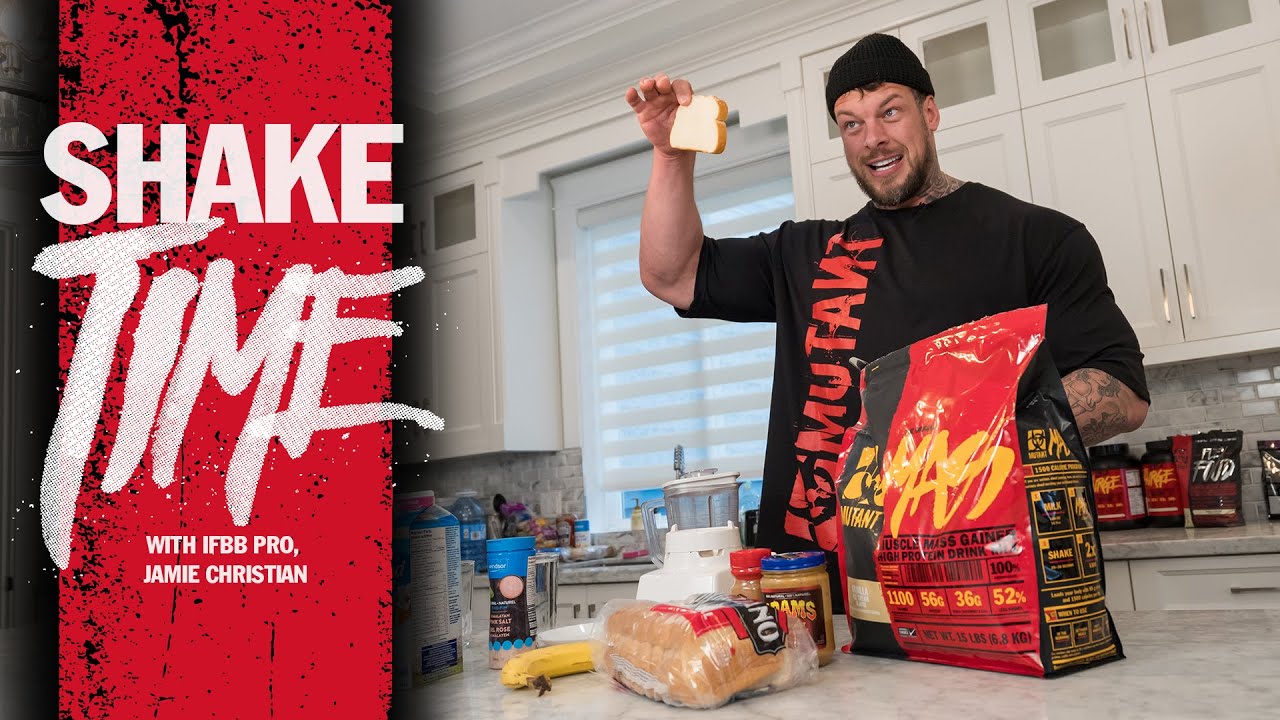 MUTANT GIANT's Mass-Building Shake: Banana Bread and Butter Pudding 🍌🍞🥜 = 💪