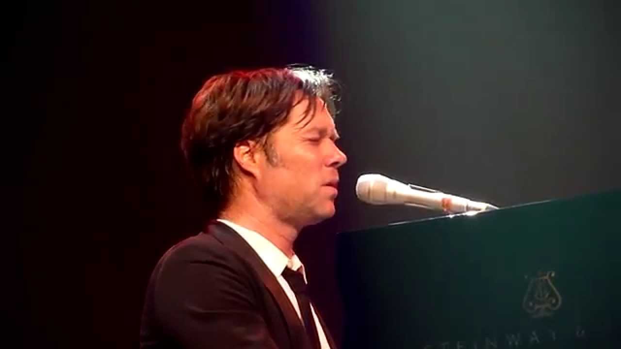 Rufus Wainwright - I Don't Know What It Is / Cigarettes and Chocolate Milk, live in Ljubljana 2014