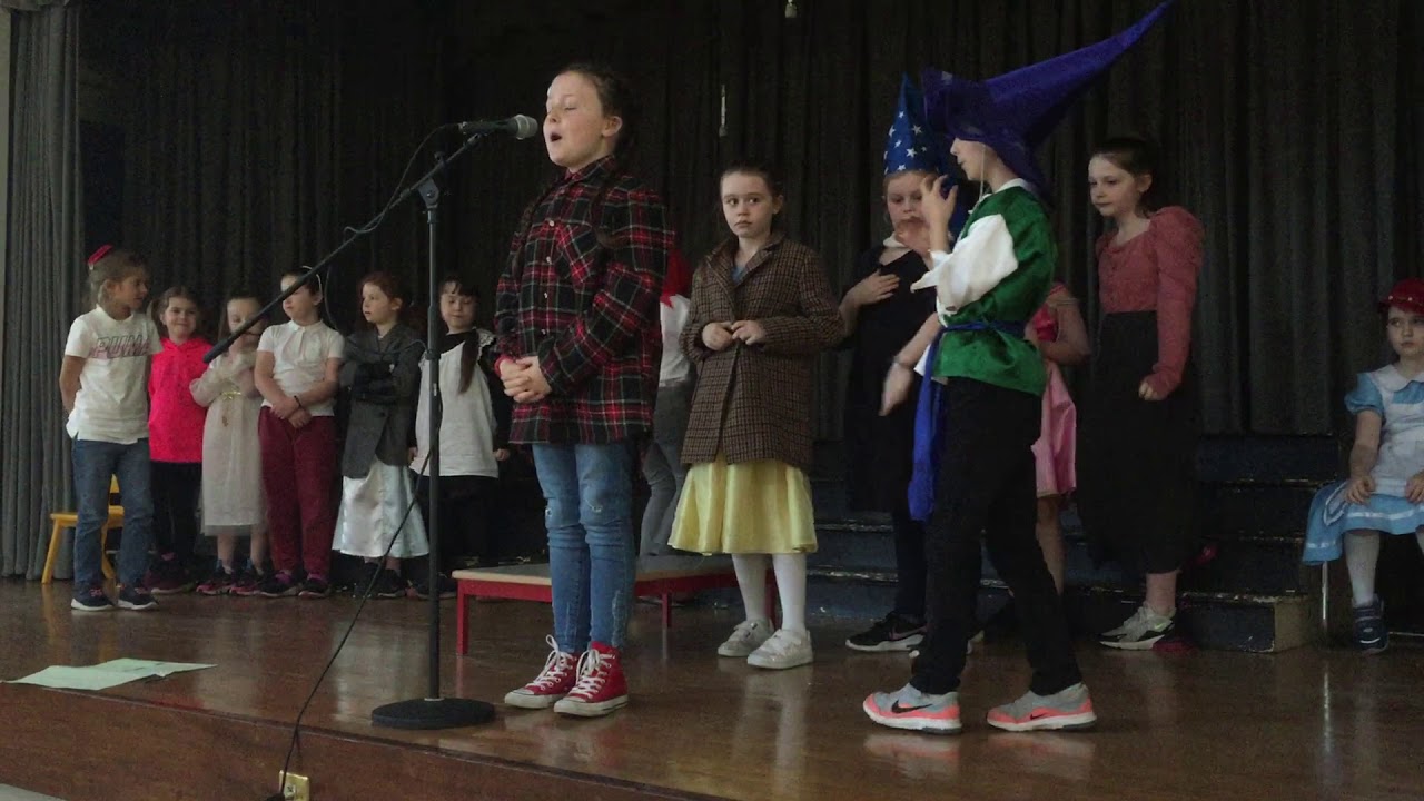 An Píobaire( Pied Piper)
