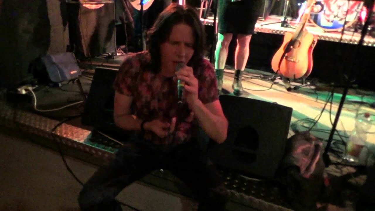 Silhouette plays Starsound Studios (Multi cam)