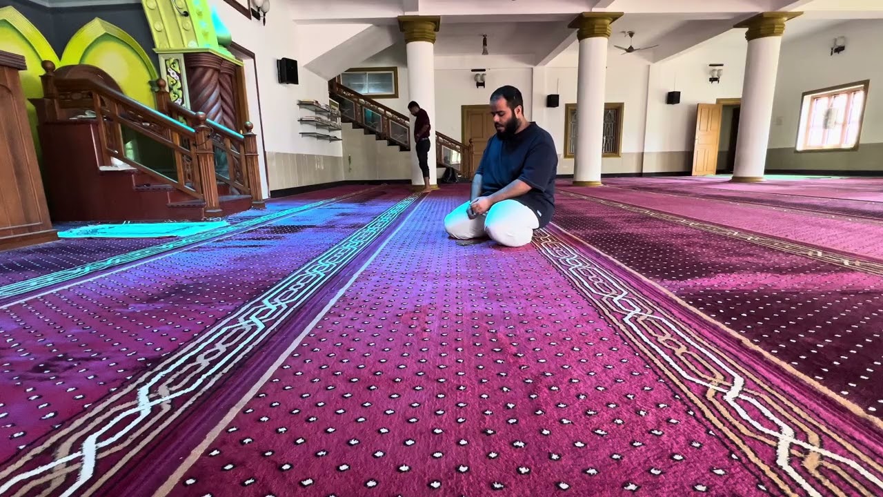 تلاوة خواتيم سورة الشعراء في جامع مونار الكبير 