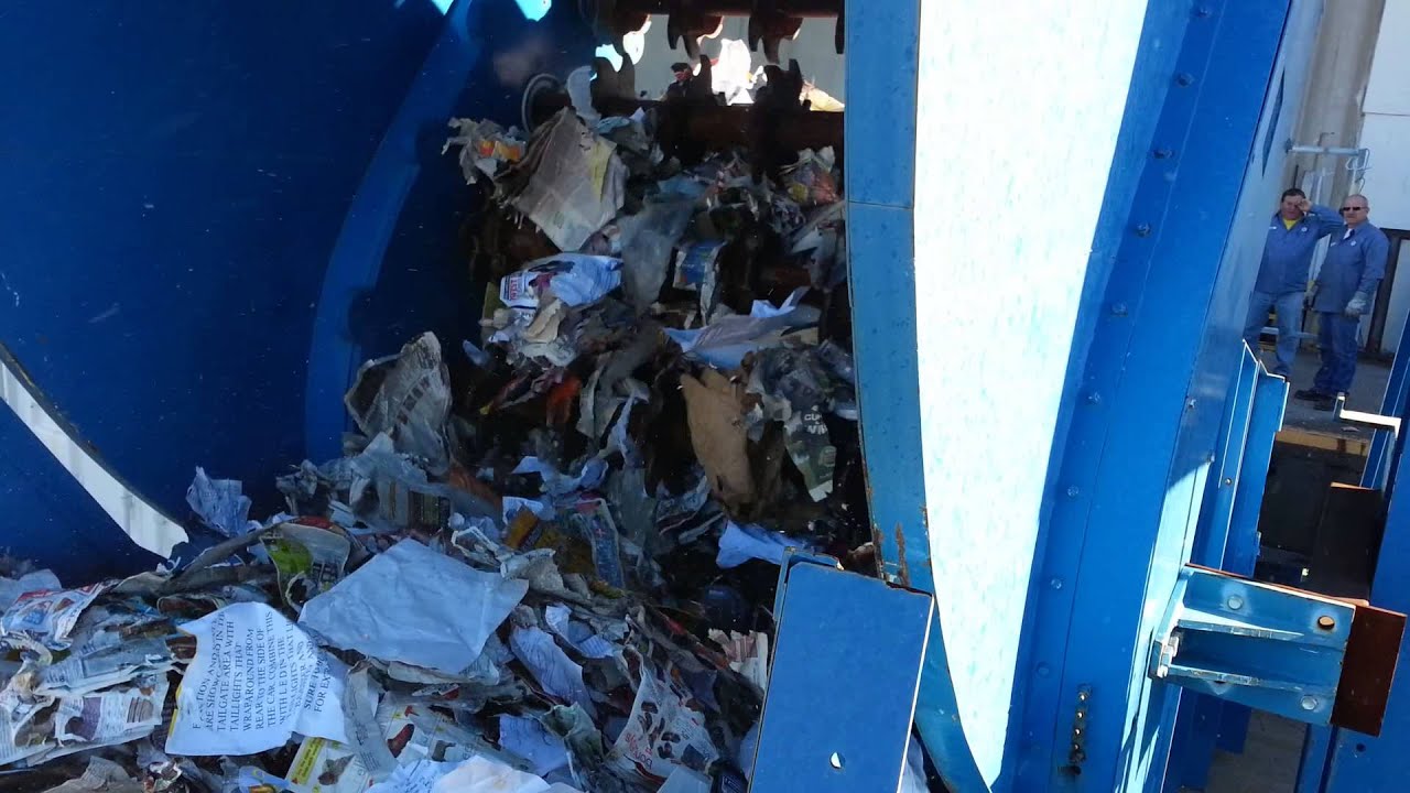 De-baler test run on paper bales