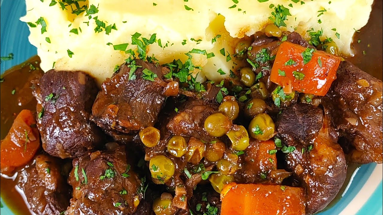 Mas rico y f&aacute;cil Imposible👌 Estofado de ternera con Pur&eacute; de patatas TREMENDO(A mi manera recetas)