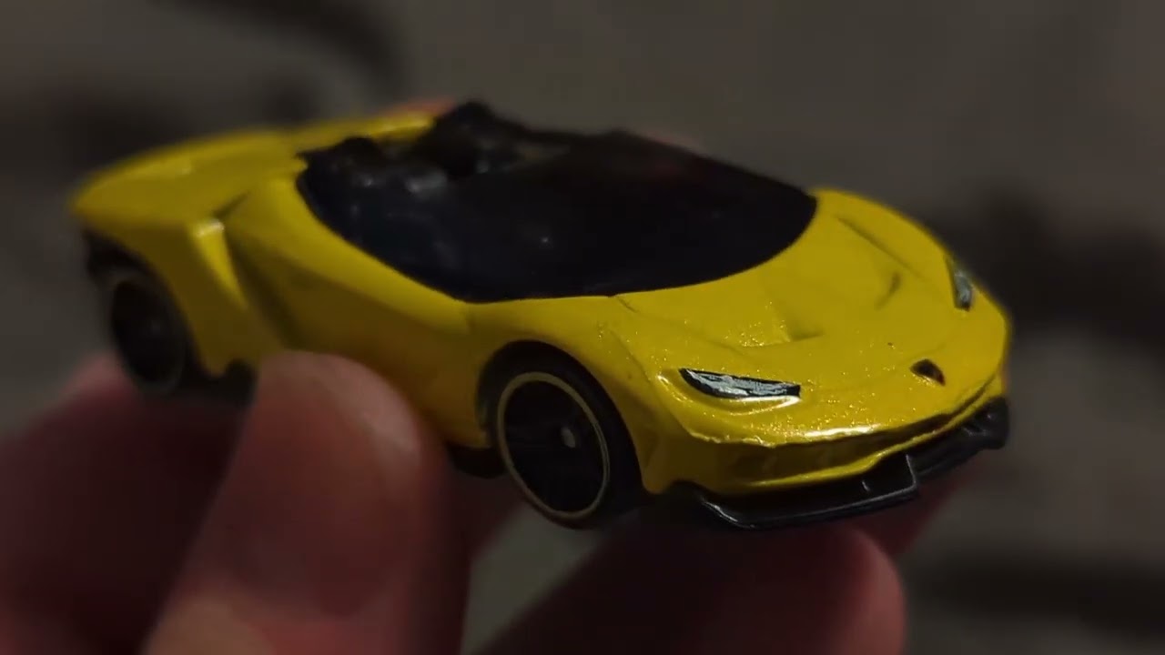 Обзор 15 из множества основных моделей Hot Wheels, которые я получил на Рождество 2025 и Новый го...