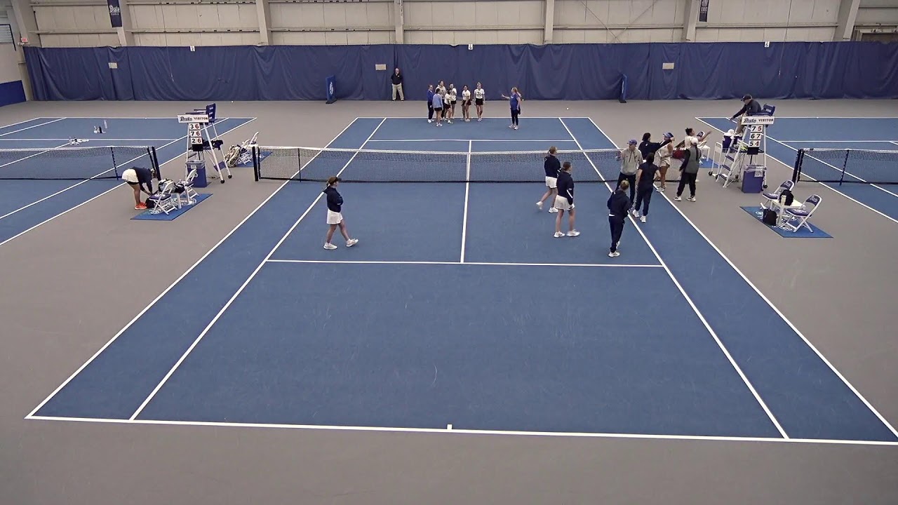Creighton vs UMKC Court 4 WTEN