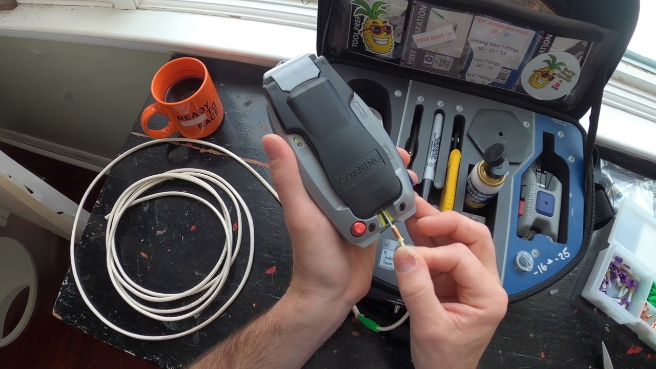 Mechanical Fiber Splicing (House Fiber Optic Cable)