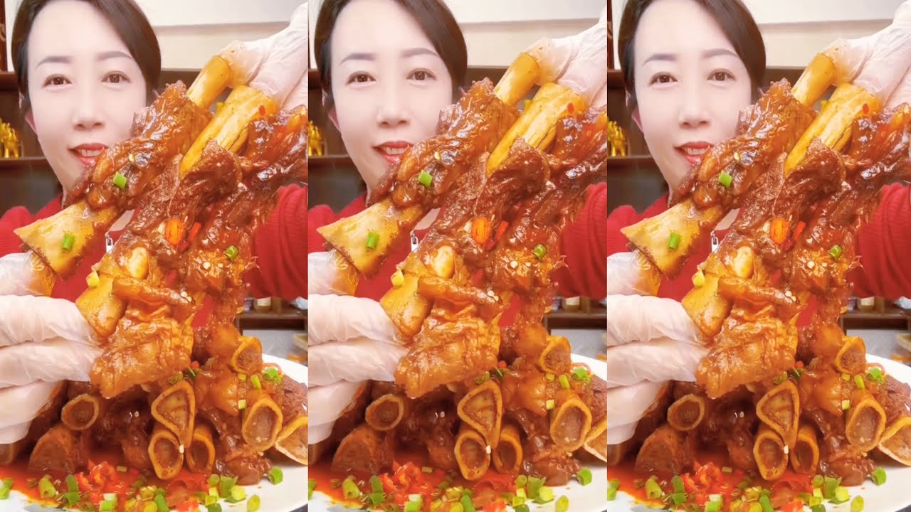 Steamed goat legs with green onions are delicious