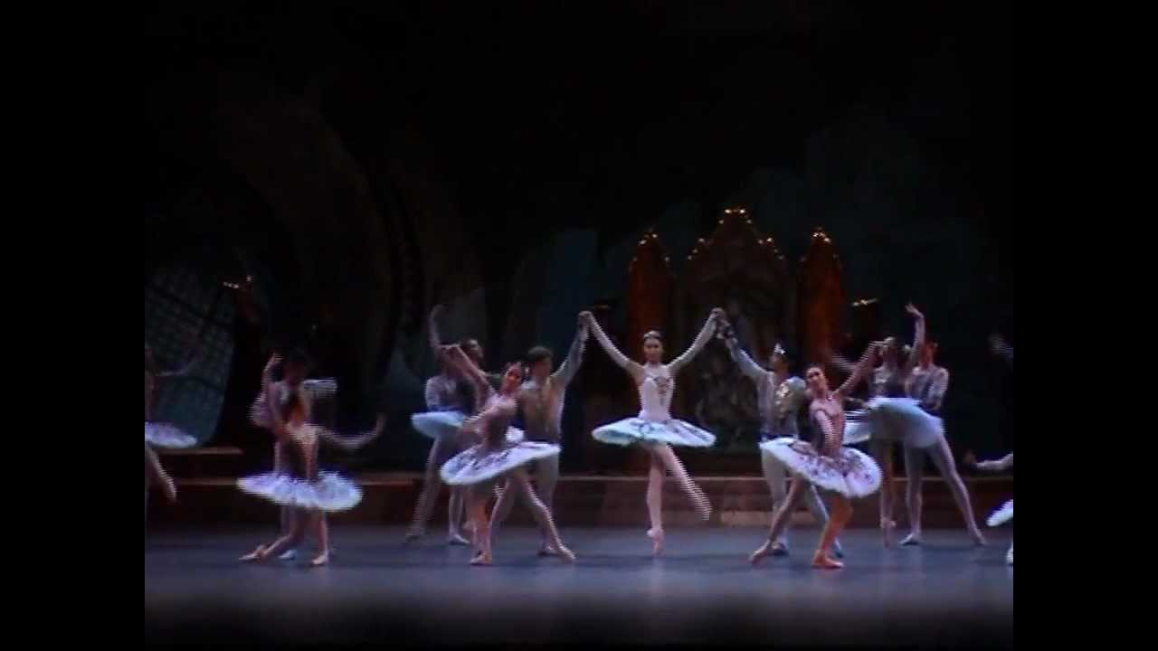 Raymonda - selections 1 - Svetlana Zakharova, Andrei Uvarov - Tokyo 2004
