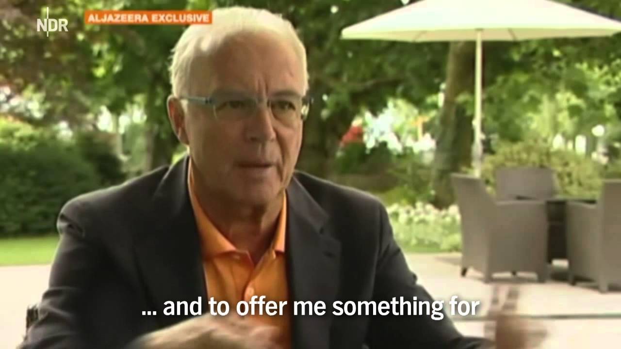 Wumms! Die Sportshow: FIFA-Song (Der Sepp ist weg) | extra 3 | NDR