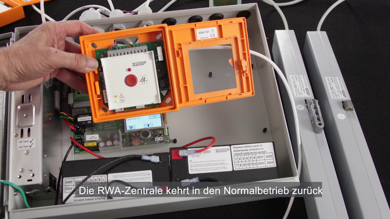Inbetriebnahme von zwei Rauchabschnitten mithilfe der CompactSmoke™ RWA-Zentrale