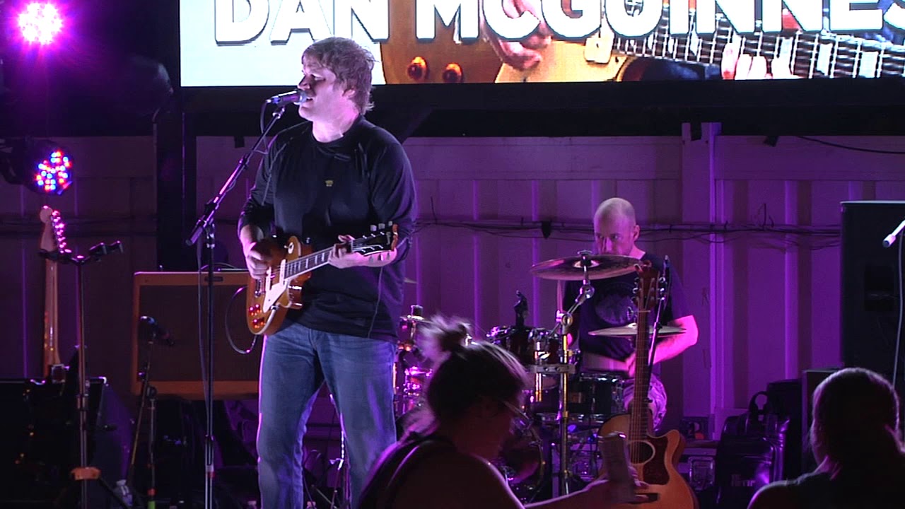 Dan McGuinness Band - Travelin&rsquo; Band
