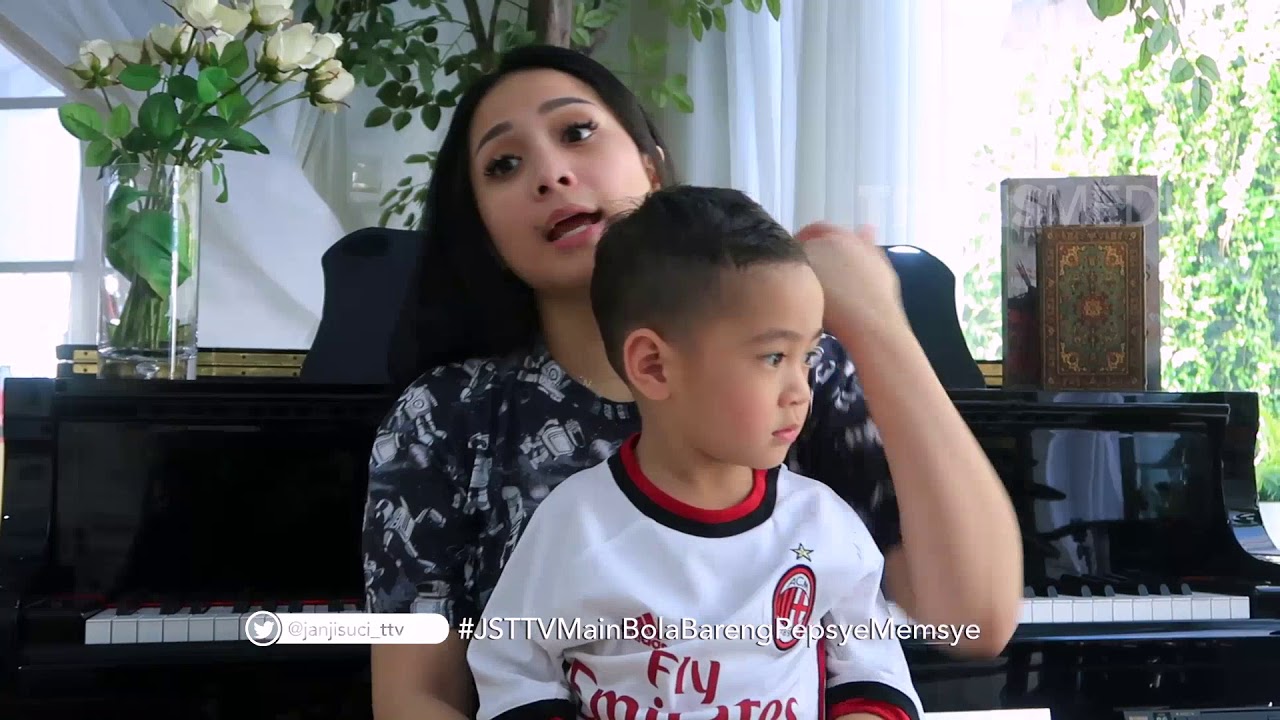 JANJI SUCI - Kelar Makan Mamsye & Papsye Diajak Main Bola Rafathar (8/4/18) Part 3
