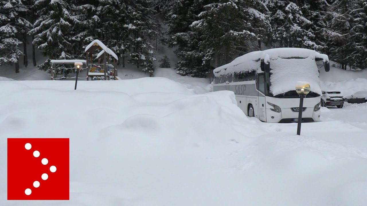 La Thuile, nevica senza sosta: oltre 60-70 cm di neve