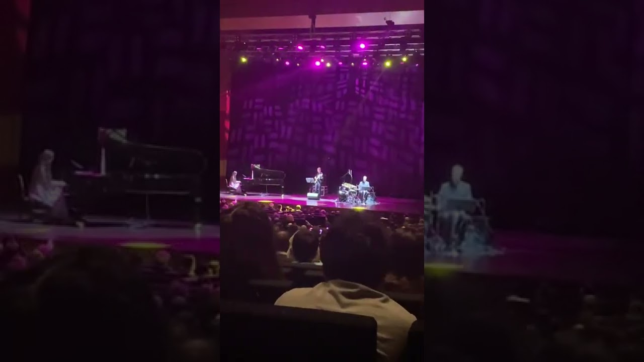 Aziza Mustafazadeh - Bakı geceleri live in Baku