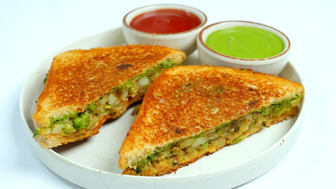 एकदम क्रिस्पी स्पाइसी आलू मटर सैंडविच रेसिपी Aloo Matar Sandwich Recipe। aloo sandwich | Sandwich