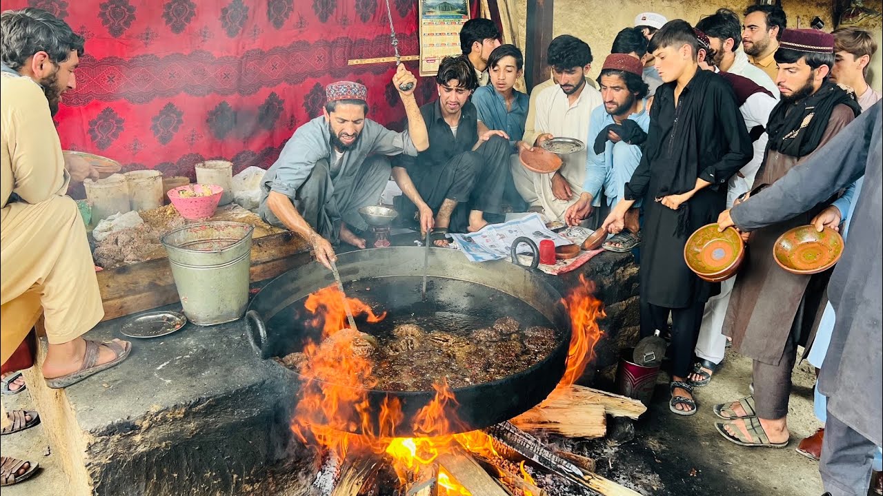 Hamid Jan Chapli Kabab | Bagh Mela Famous Chapli Kabab | Pakistan Famous Tirah Valley | Tirah Kabab