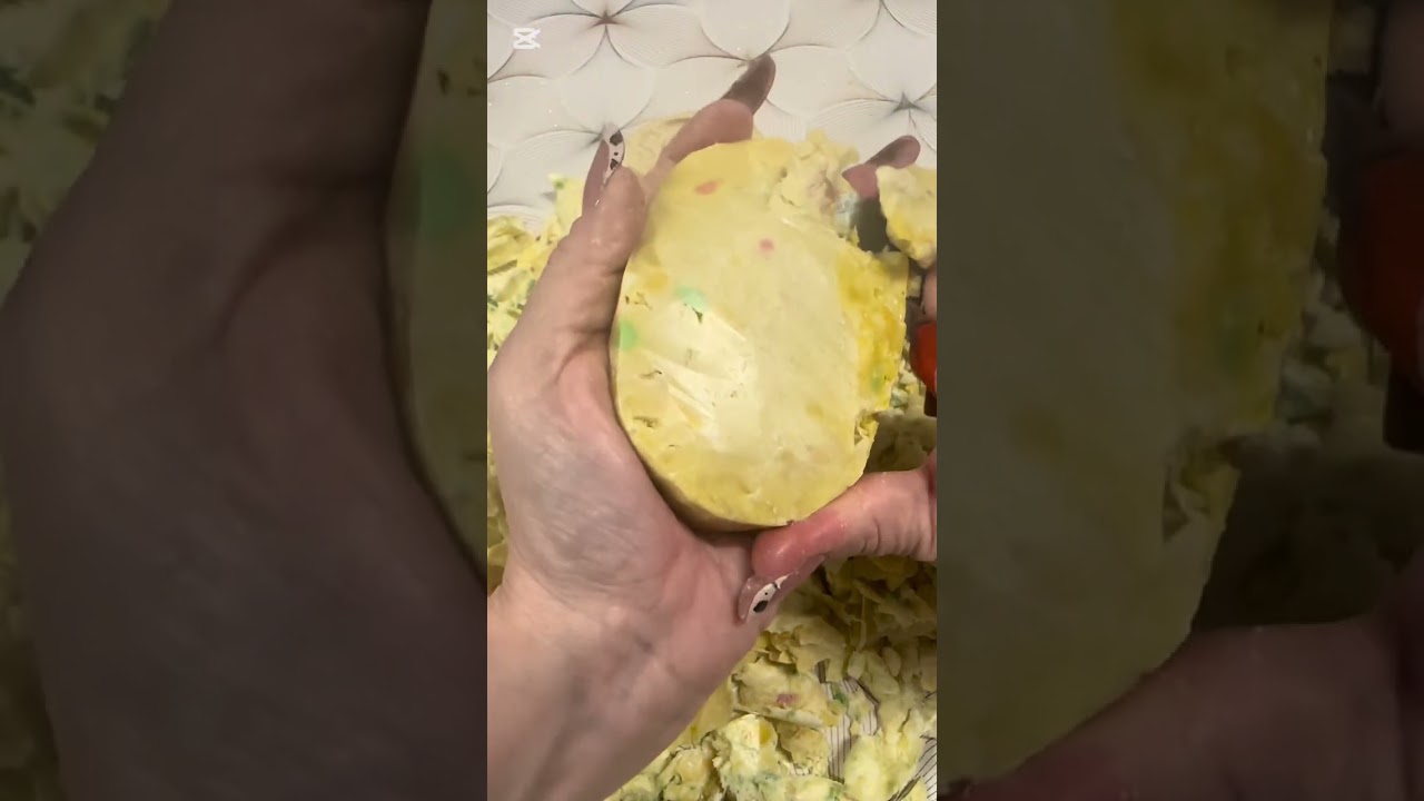 SOAP🧼ASMR🫧#asmr #asmrsoap #relaxing #asmrsounds #asmrvideo #soap #soapcutting #soapasmr #soapcarving
