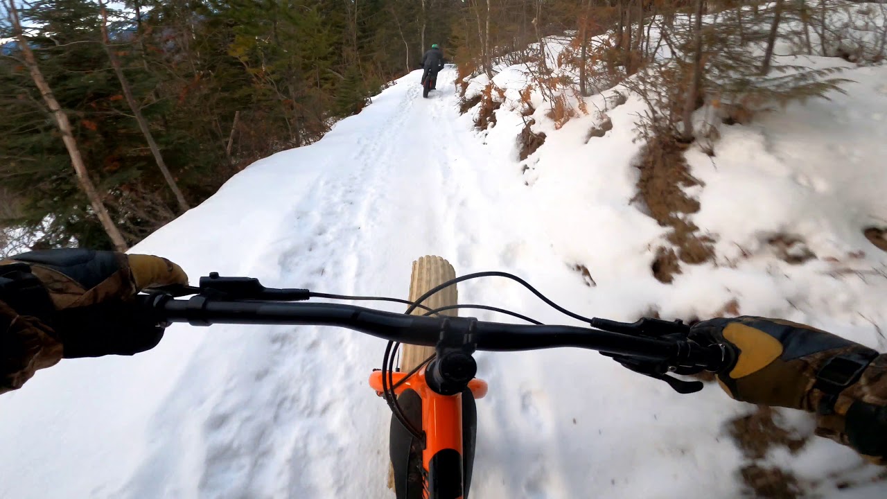 MTB Fat Biking. Rocky mountain Blizzard 20 & 30 studded tires.