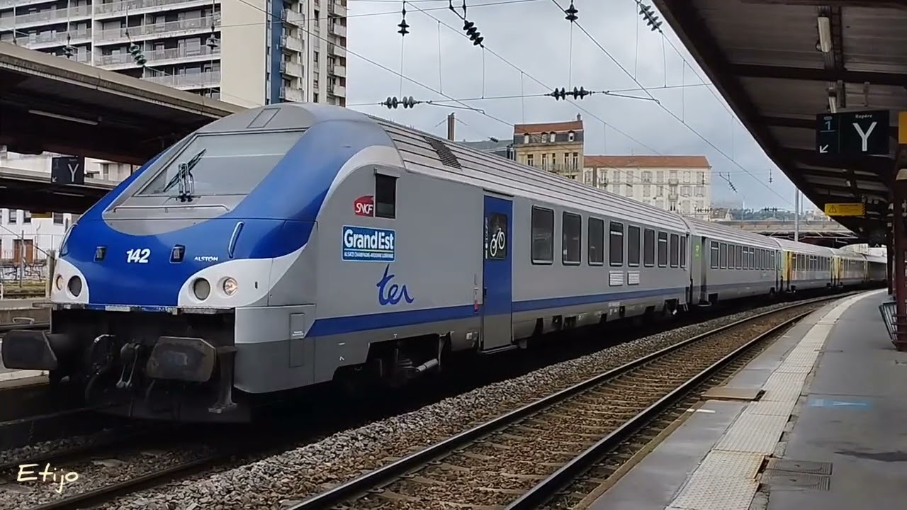 72084, 27300, Infras et autres trains en Lorraine