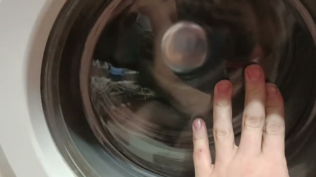 Что делать мотор начал искрить