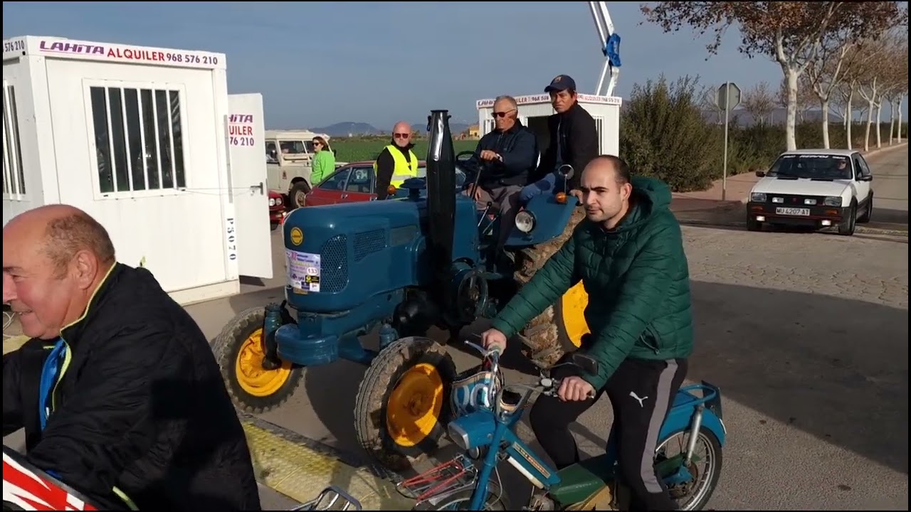 CONCENTRACIÓN DE COCHES CLÁSICOS EN SANTA ROSALIA #velocidad #carreras #Murcia