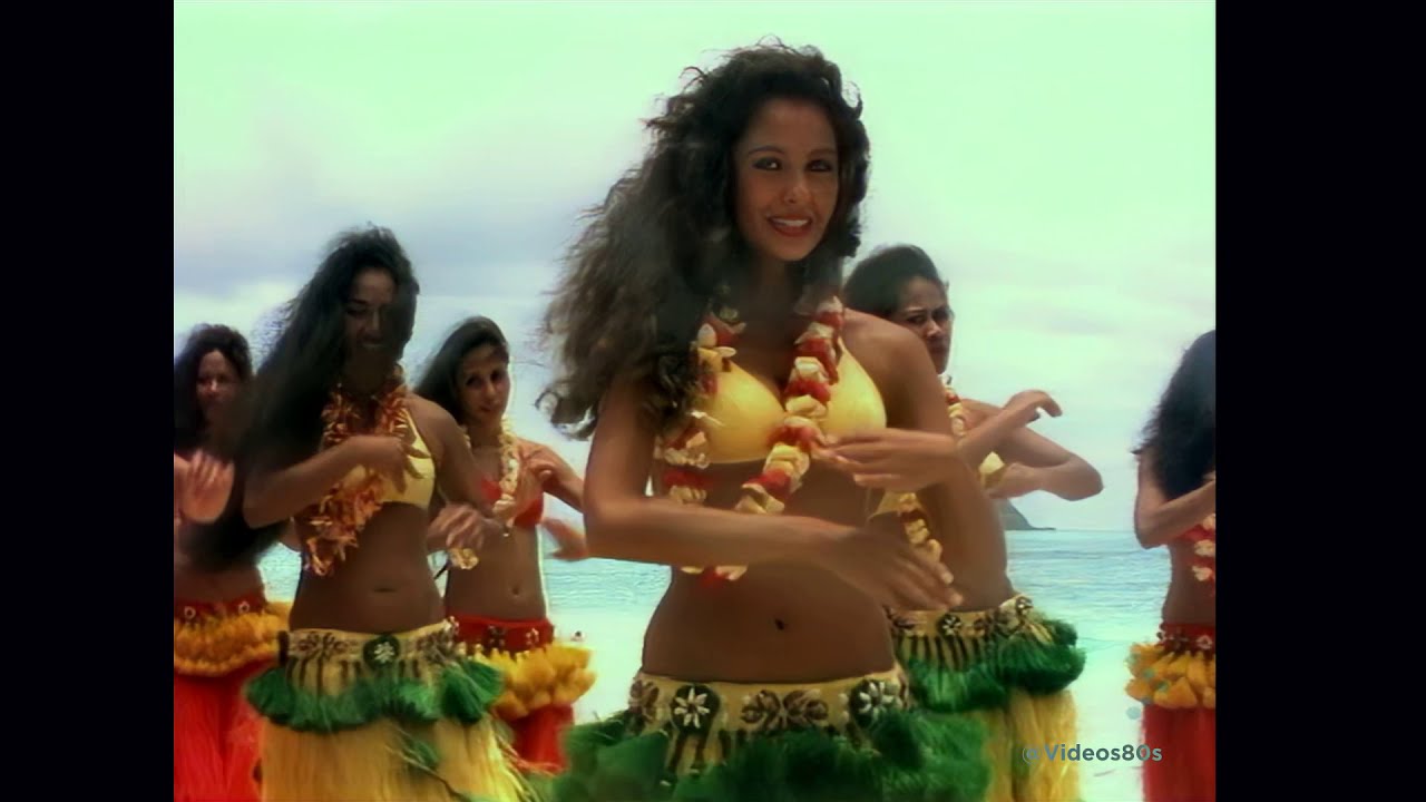 Bob Marley - Waiting In Vain (Official Music Video) Remastered