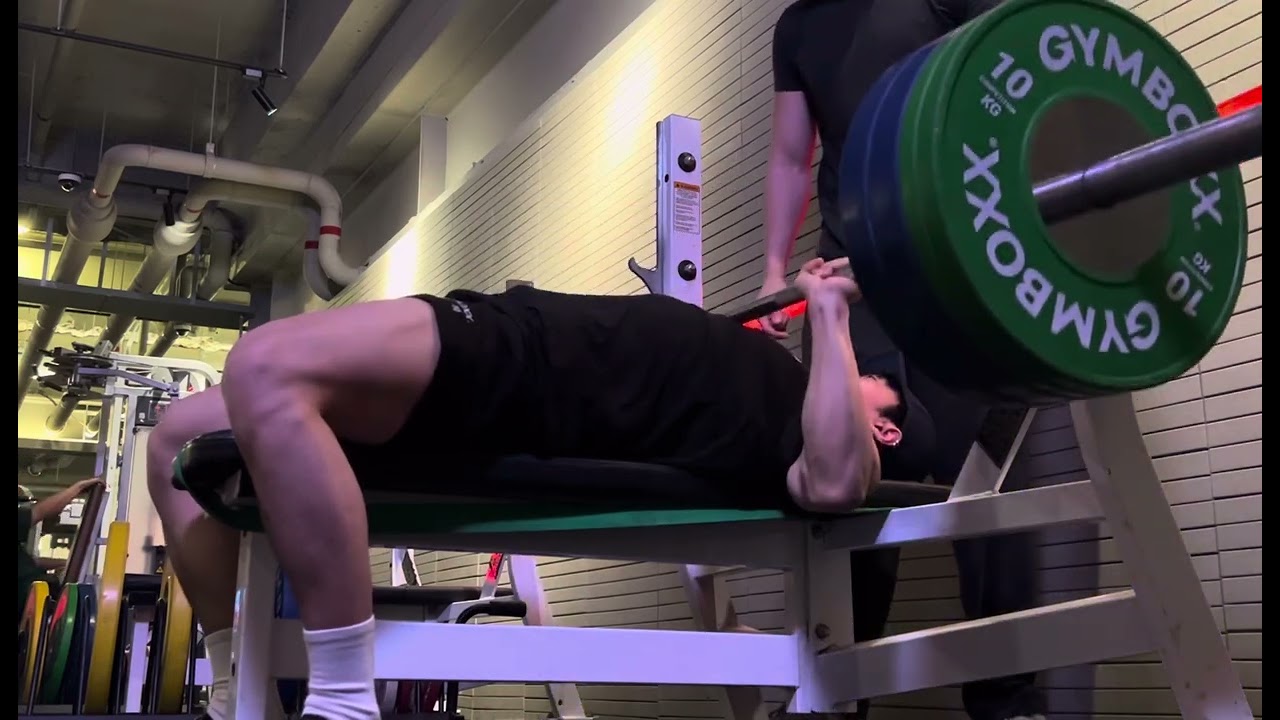 벤치프레스 140kg 3개