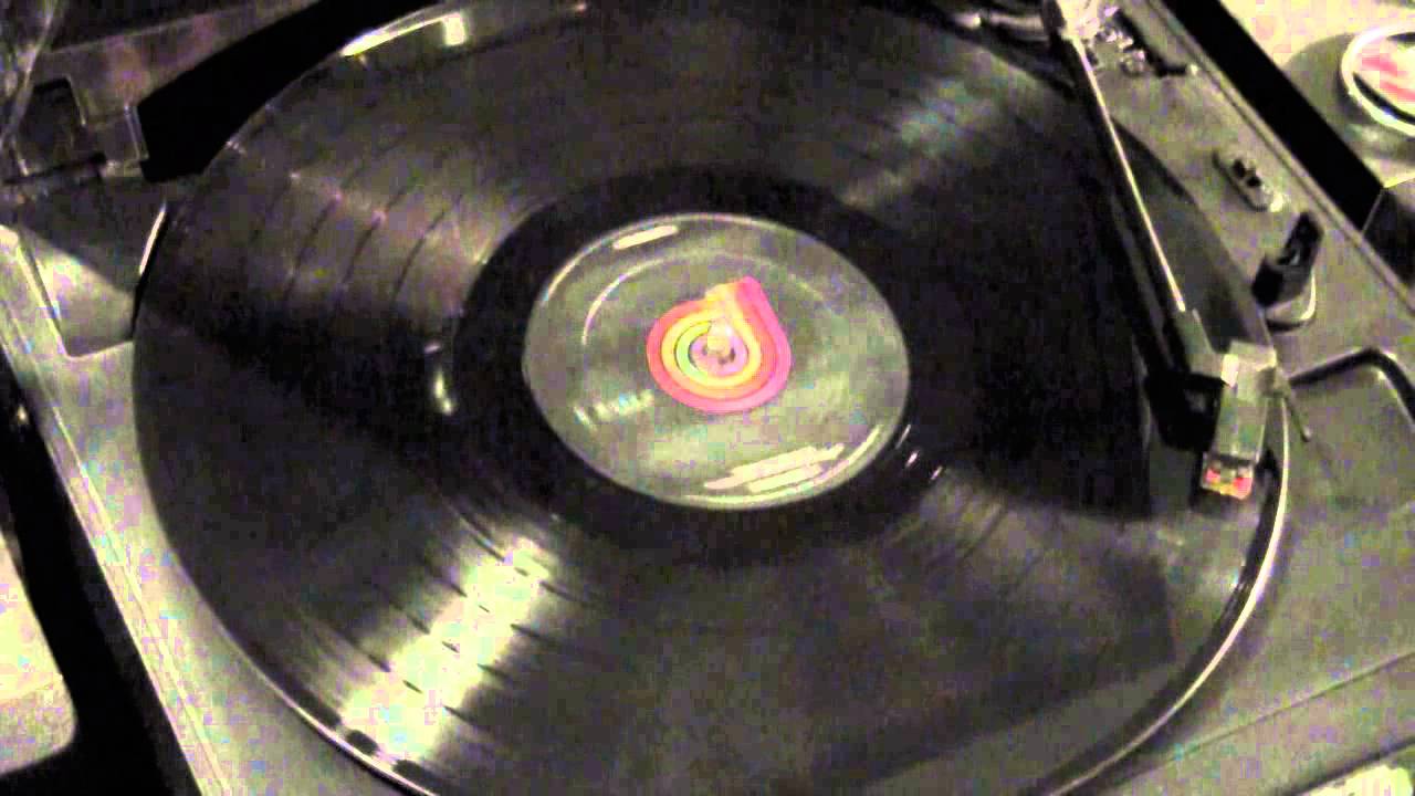 Burning Love - Elvis Presley (33 rpm)
