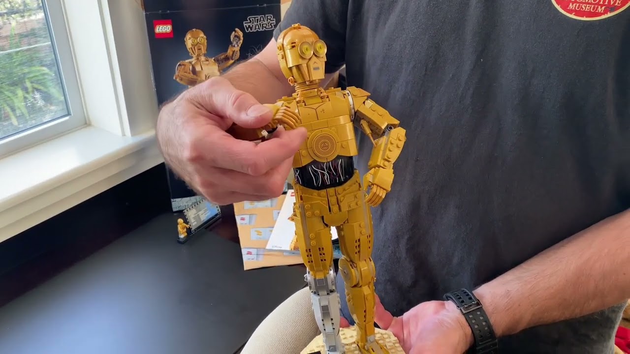 Shelf Missing a Showpiece? This LEGO C‑3PO Might Finally Be Your Star Wars Centerpiece