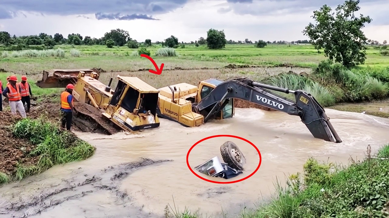 SUPER!! Be Careful Truck Accident Recovery Gone Wrong Best Truck Fail Compilation