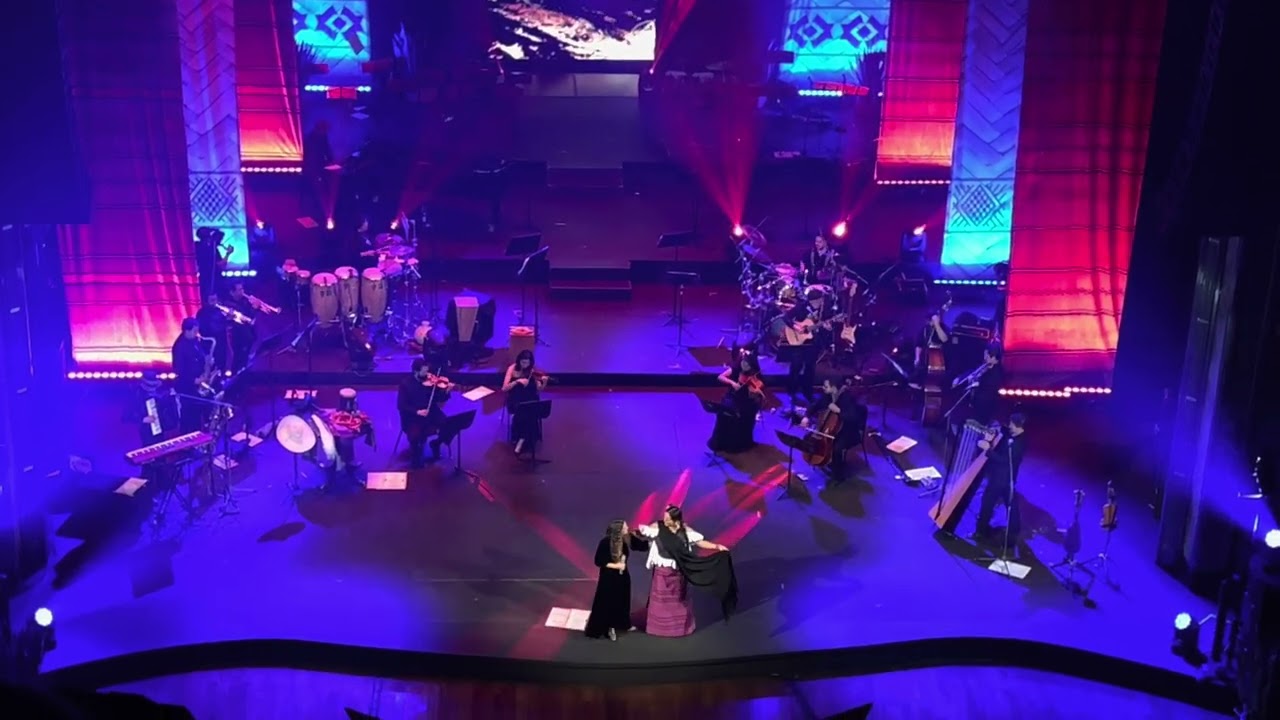 Lila Downs Palacio de Bellas Artes ft Natalia Lafourcade- La Martiniana