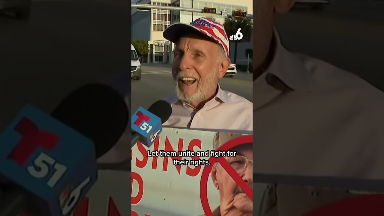 Кубинские протестующие атаковали офис Коммунистической партии во время беспорядков, вызванных отк...
