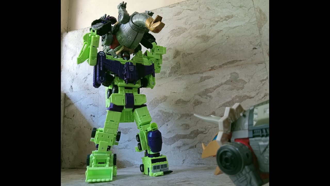 Studio 86 Devastator