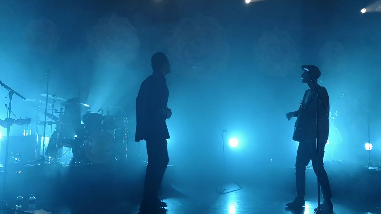 Walking On Cars Ft Moncrieff - Winter Song, INEC Arena