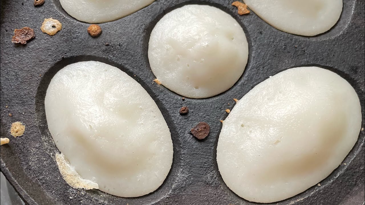 মাঘের শেষে পিঠা খাওয়া।